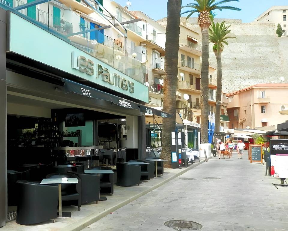 Le restaurant - Les Palmiers - restaurant CALVI - restaurant CALVI